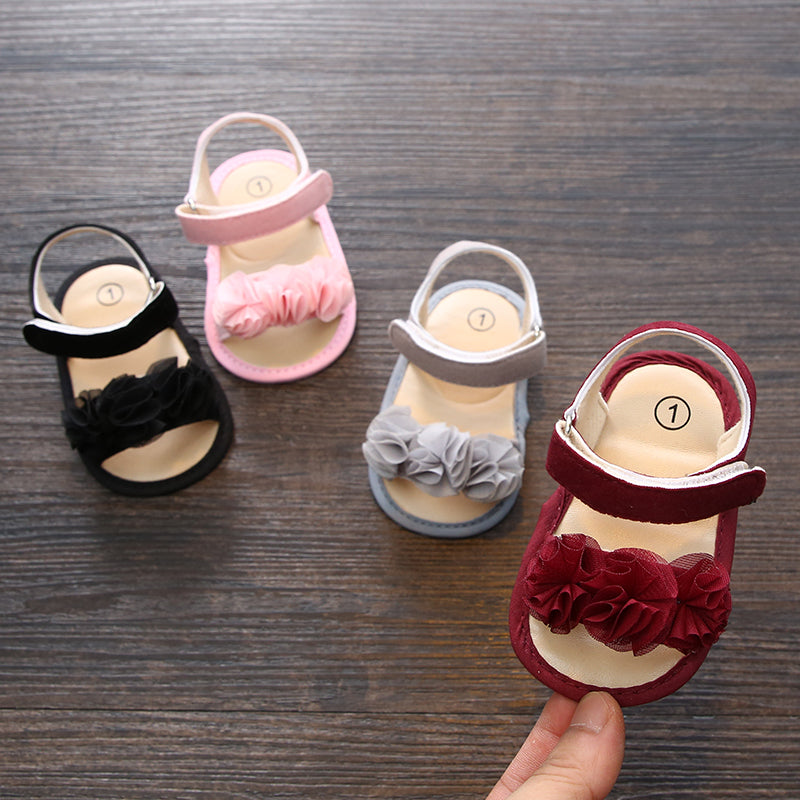 Baby soft bottom shoes