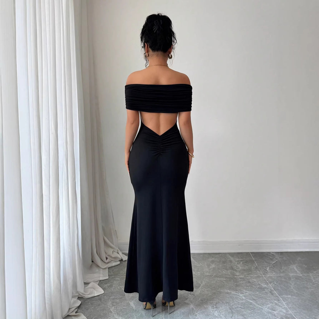 Womens Solid-Color Off-the-Shoulder Bodycon Dress With A Midriff-Baring Design