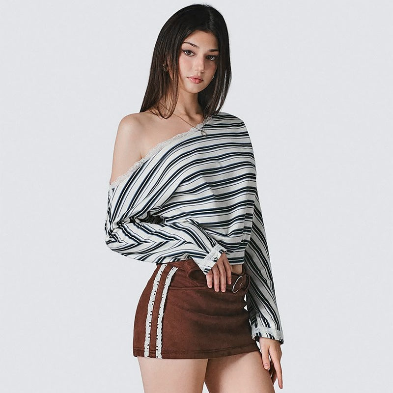 Women's Fashion Lace-trimmed Knitted Top