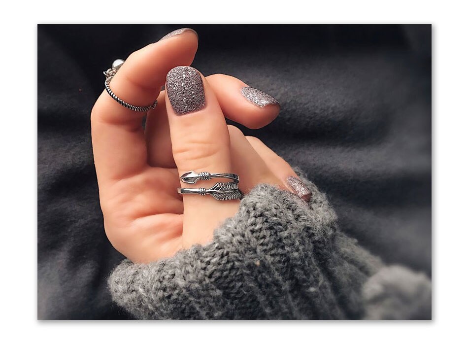 Simple Personality Love God's Arrow Couple Rings