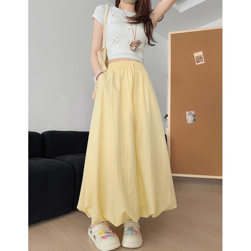 Laidback Voluminous Bud Shaped Midlength Skirt