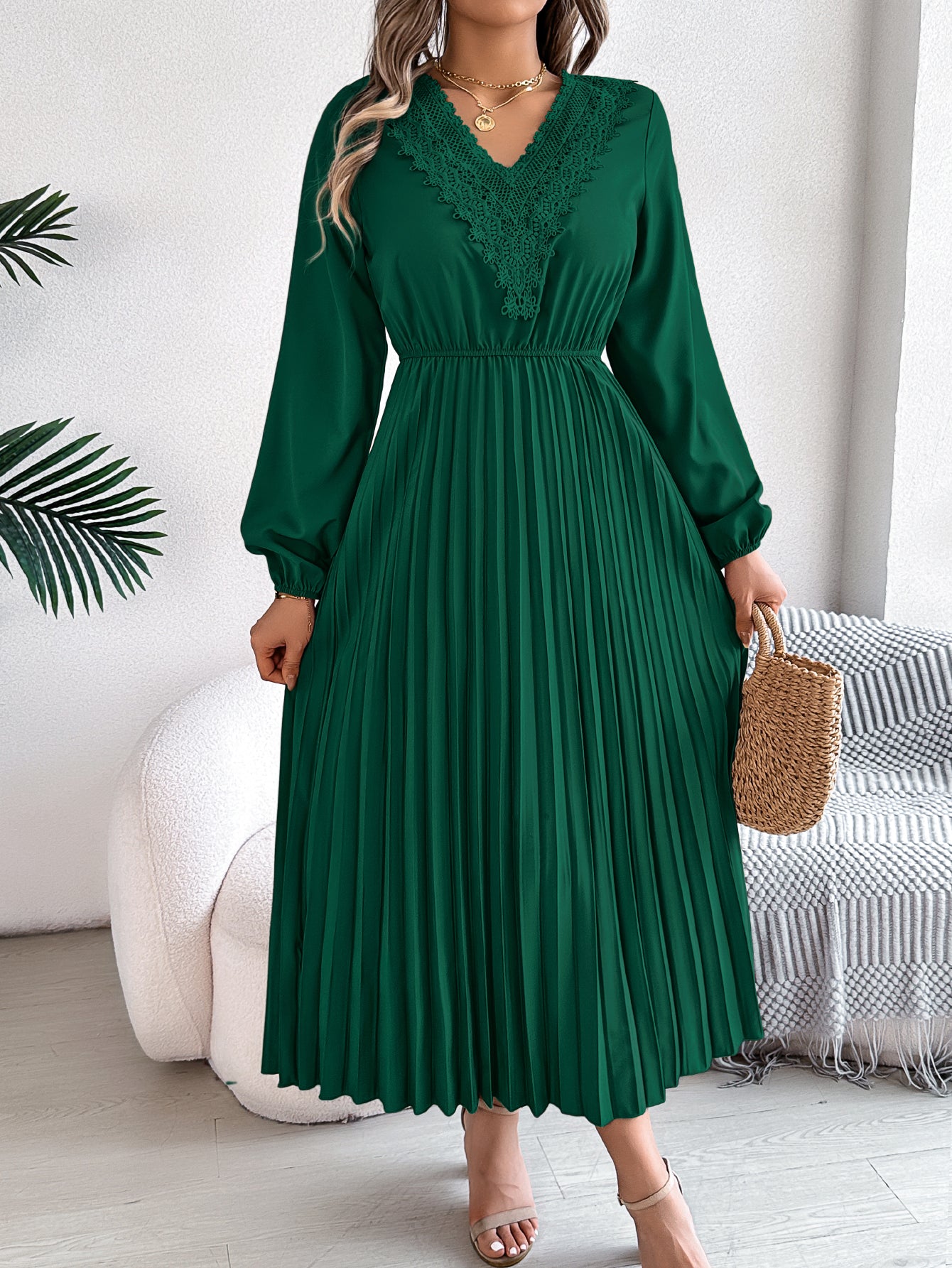 Women's Elegant V Neck Lace Tie Waist Pleated Maxi Dress
