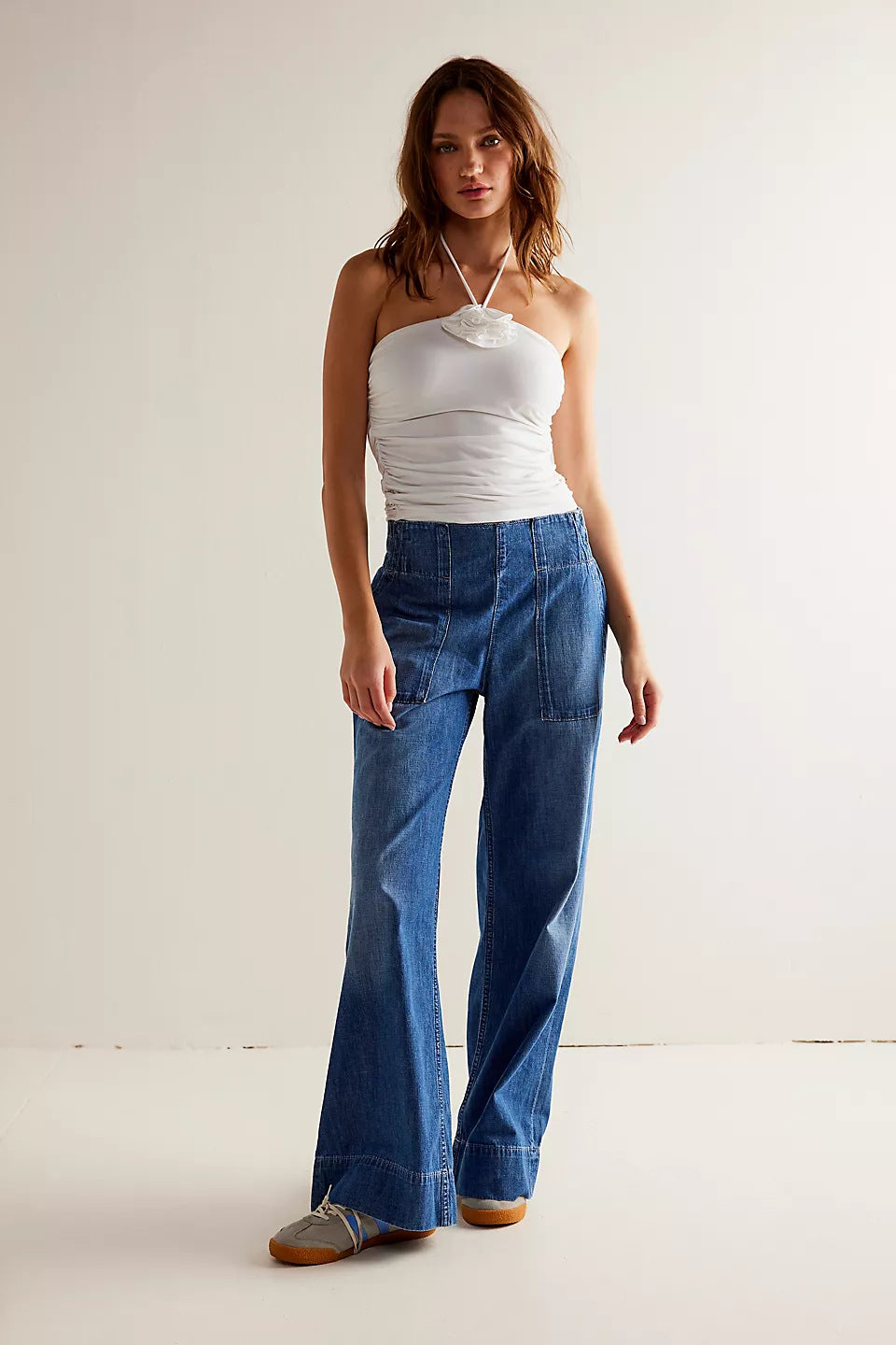 Fashionable Low-rise Non-stretch Denim Trousers Loose-fitting And Slimming