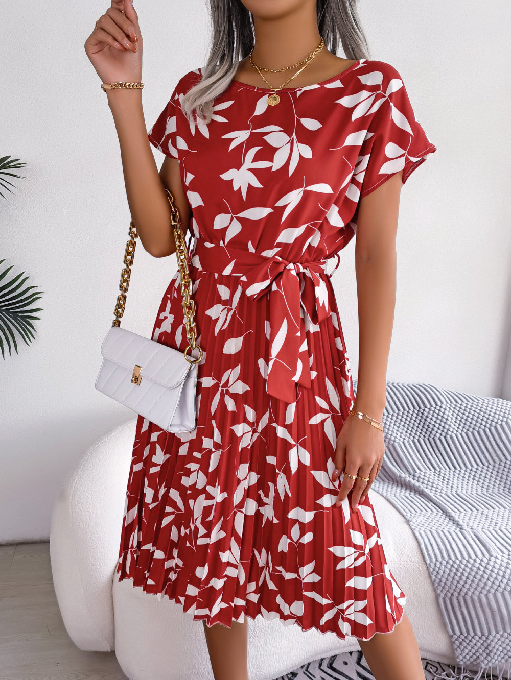 Women's Casual Leaf Print Short Sleeve Flowy Pleated Dress