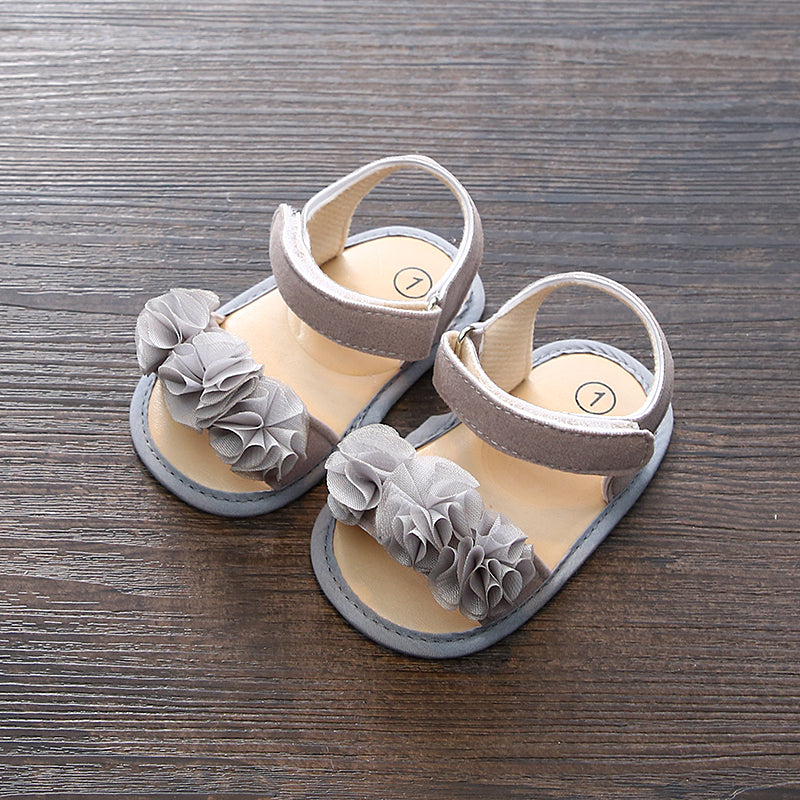 Baby soft bottom shoes