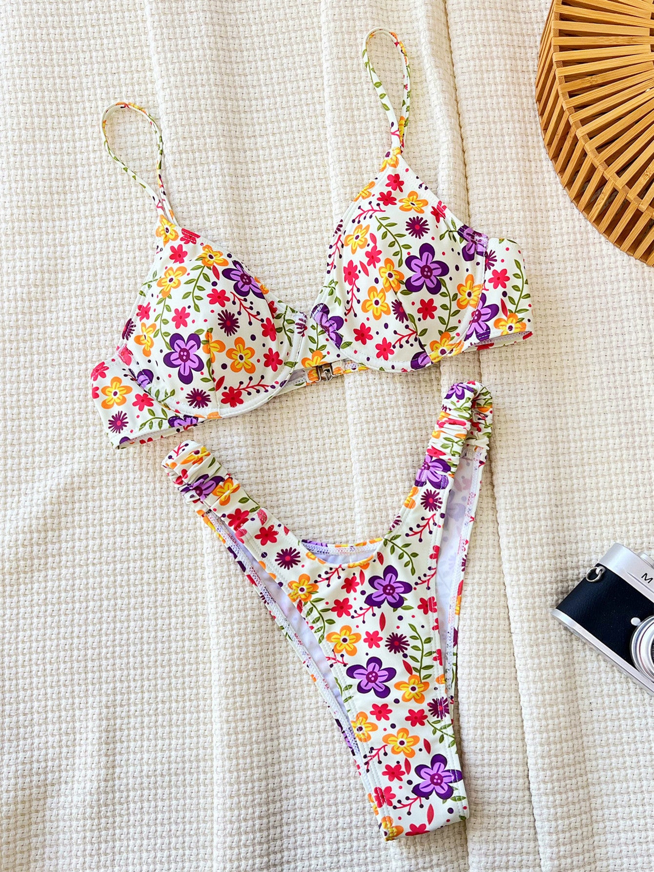 Womens Two-piece Swimsuit With Underwire