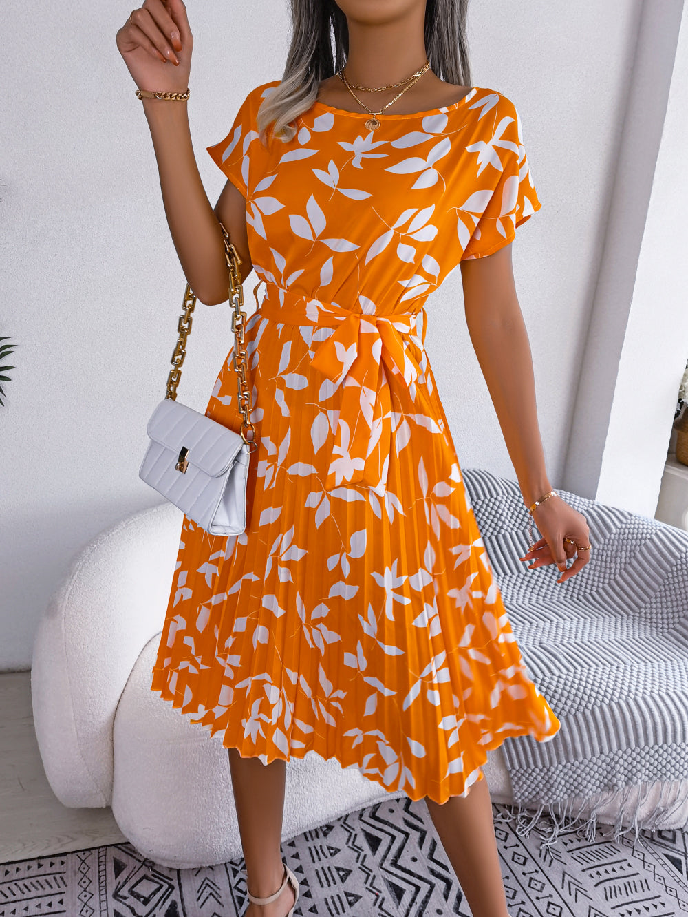 Women's Casual Leaf Print Short Sleeve Flowy Pleated Dress