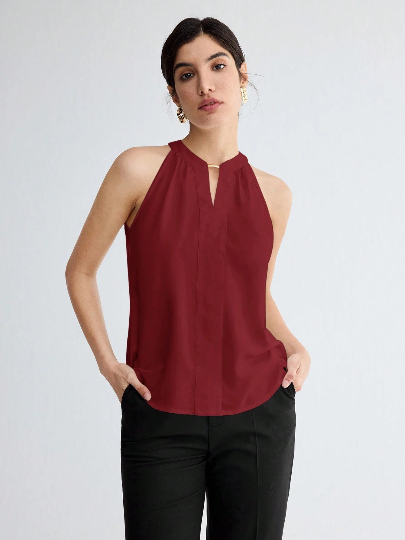 Commuting Essential Workplace Elegant And Versatile Sleeveless Halter Top