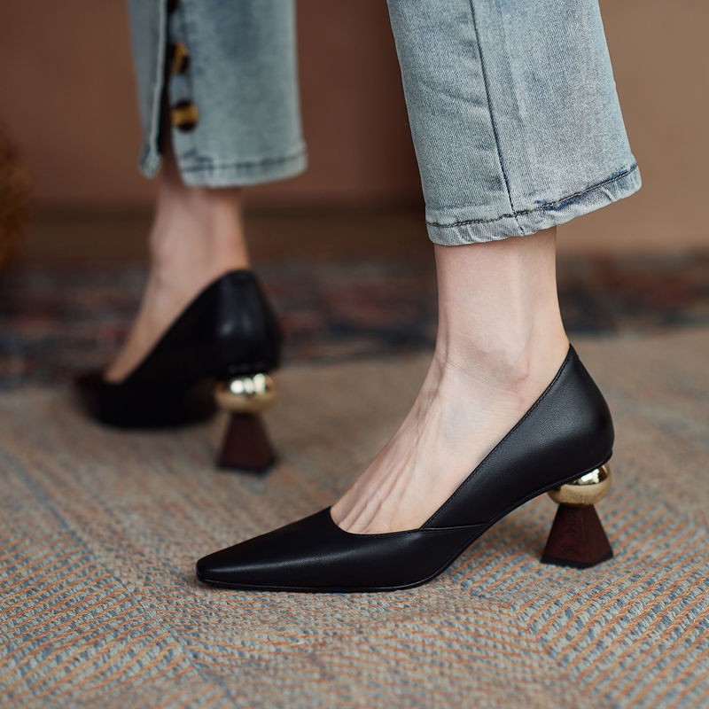 Women's Small Leather Shoes With Pointed Toe Mother High Heels