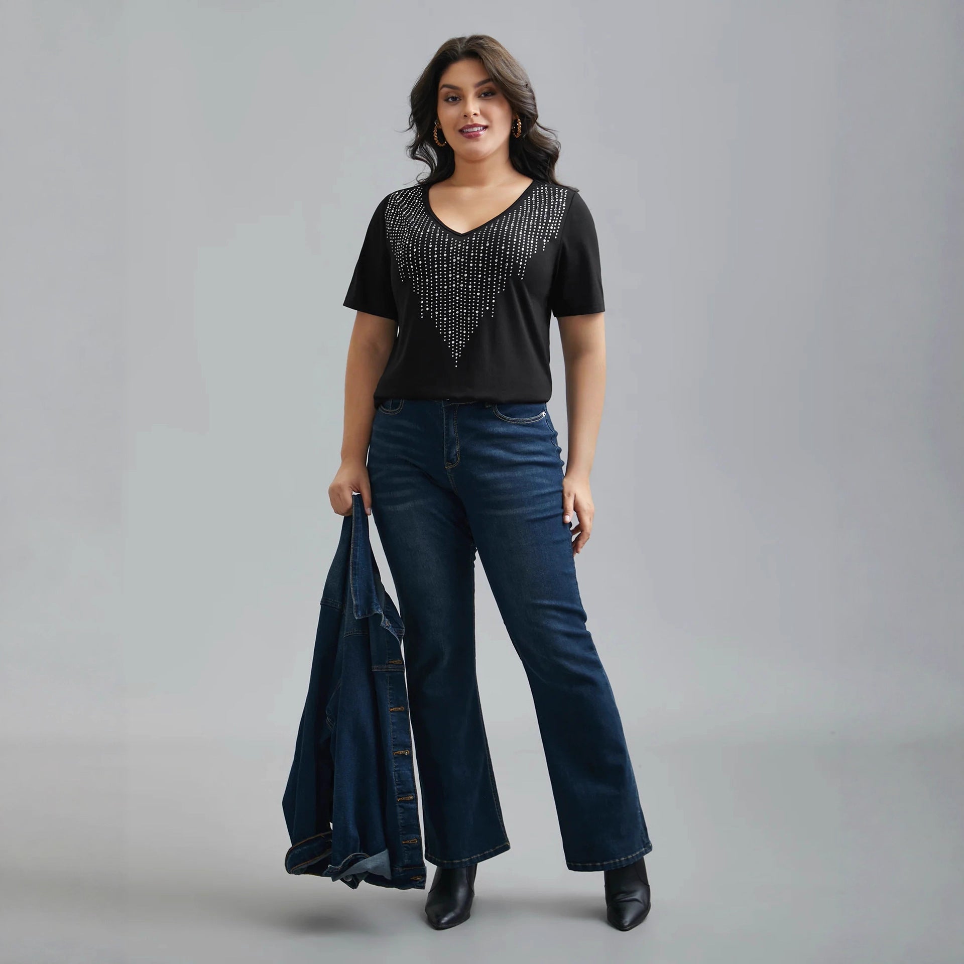 Fashion Slim-fit Casual Comfortable Versatile Black V-neck Diamond-encrusted T-shirt