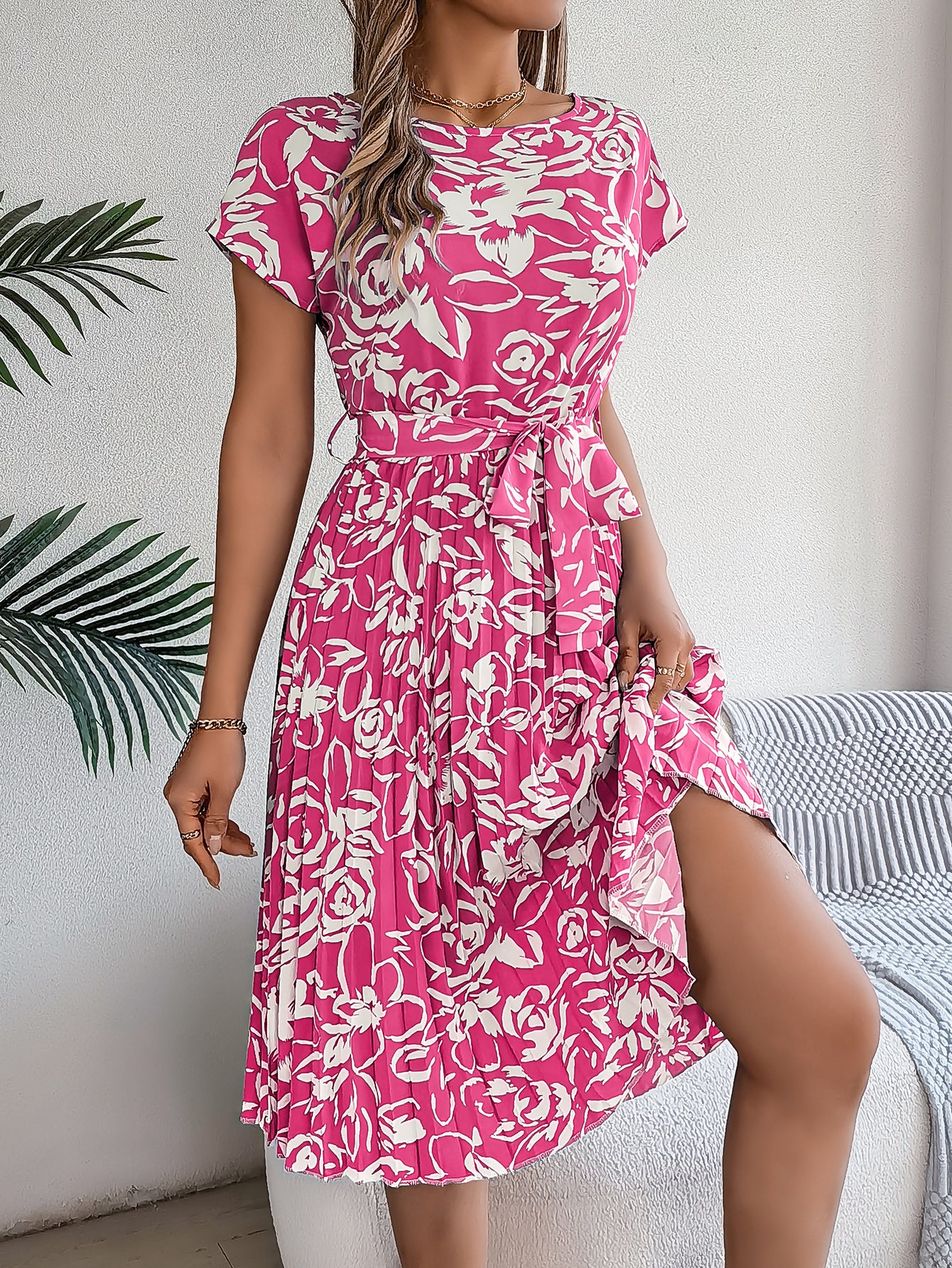 Women's Elegant Floral Print Short Sleeve Flowy Pleated Dress