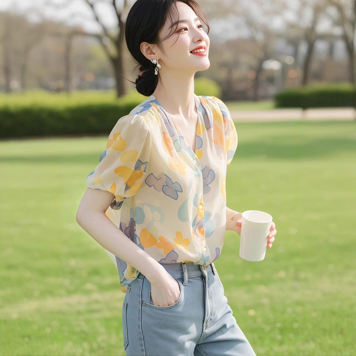 Women's Casual And Versatile Chiffon Short Sleeve Shirt